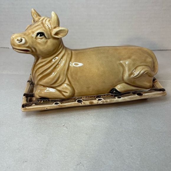 Tan Ceramic Cow Sugar, Creamer and Butter - Picture 8 of 13